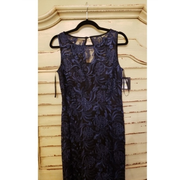 ELLEN TRACY ILUISON NECKLINE GOWN - Picture 6 of 8